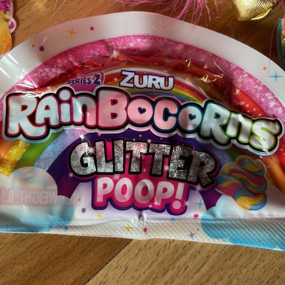 Rainbocorn CORA opened but NEW-Surprise toy, glitter poop, adoption certificate - Picture 3 of 6